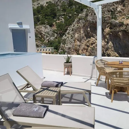 Agnantema Luxury Кира Панагя