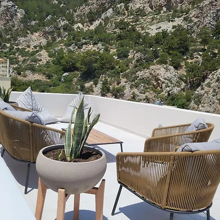 Ξενοδοχείο με διαμερίσματα Agnantema Luxury 4*