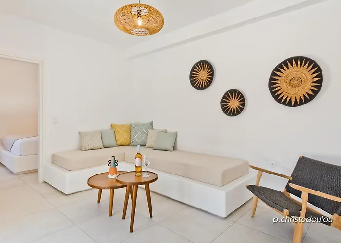 Agnantema Luxury Kyra Panagia