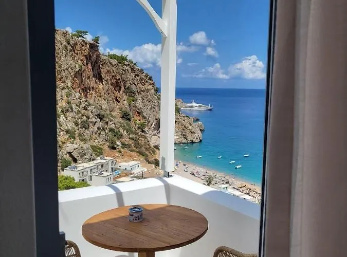 Agnantema Luxury Κυρά Παναγιά